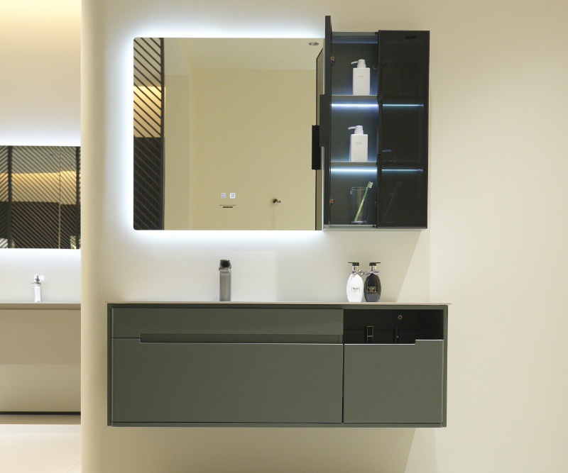 浴室柜怎么选？成品还是定制？